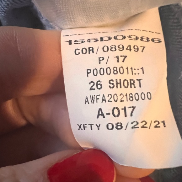 Abercrombie & Fitch 90’s Straight Asymmetrical Jeans - Picture 5 of 10